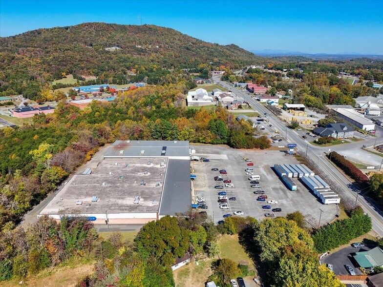 1045 N Main St, Rocky Mount, VA à vendre - Aérien - Image 3 de 22