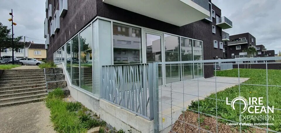 Commerce de détail dans Nantes à vendre - Photo du bâtiment - Image 2 de 2