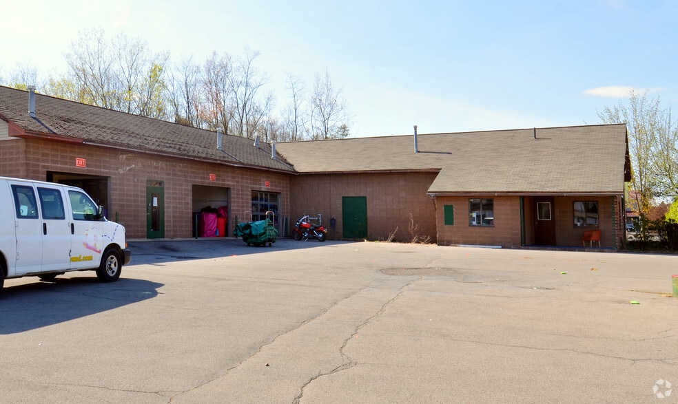 919 State Route 9, Queensbury, NY for sale - Building Photo - Image 3 of 10