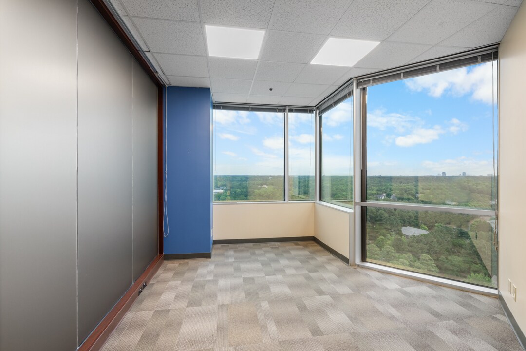 3100 Tower Blvd, Durham, NC à louer Photo intérieure- Image 1 de 7