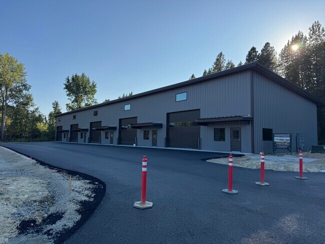 Plus de détails pour 647 7th Ave, Ponderay, ID - Industriel à louer