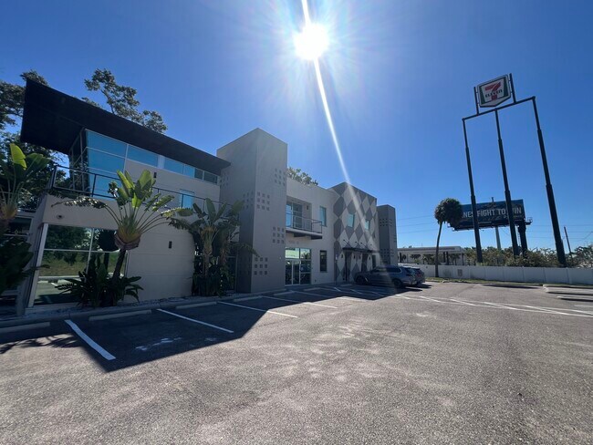 More details for 4007 N Taliaferro Ave, Tampa, FL - Office, Retail for Lease