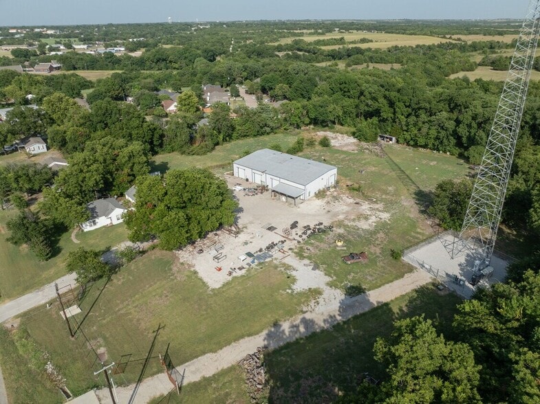 713 State Highway 78 S, Farmersville, TX for lease - Building Photo - Image 3 of 5