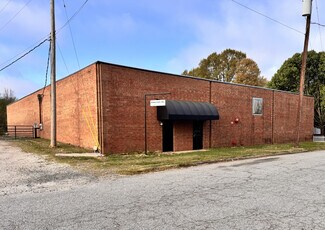 Plus de détails pour 702 Prospect St, High Point, NC - Industriel à louer