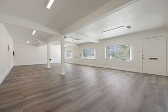 1015-1017 El Cajon Blvd, El Cajon, CA à louer Photo intérieure- Image 2 de 7