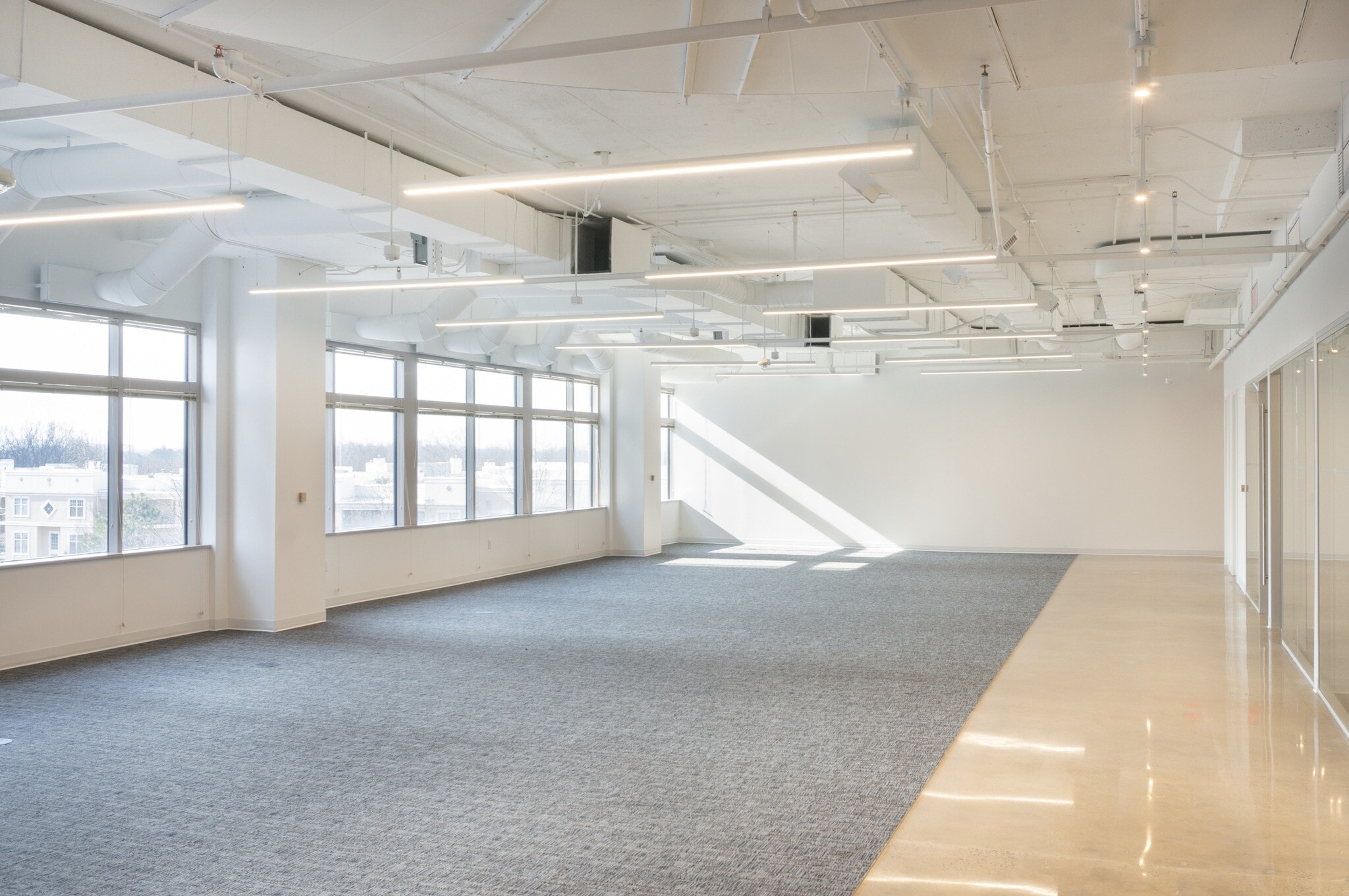 5275 Leesburg Pike, Falls Church, VA for lease Interior Photo- Image 1 of 8