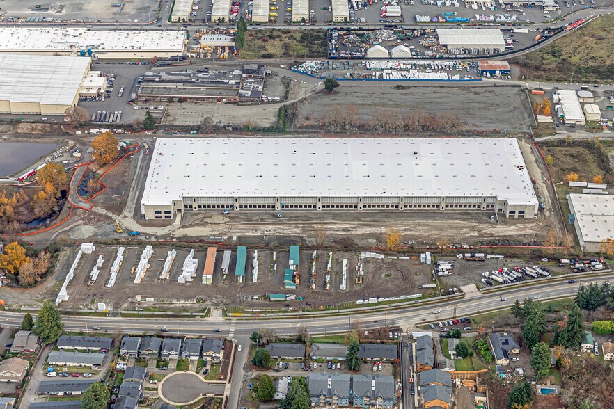 5802 S Burlington Way, Tacoma, WA à louer - Photo du bâtiment - Image 3 de 5