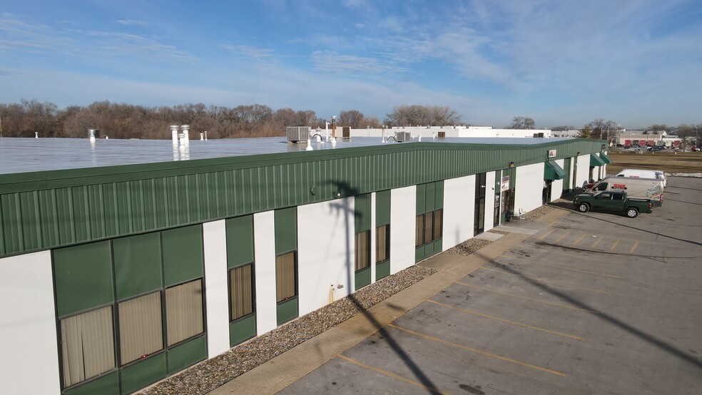 1710-1726 Guthrie Ave, Des Moines, IA for lease - Building Photo - Image 1 of 3