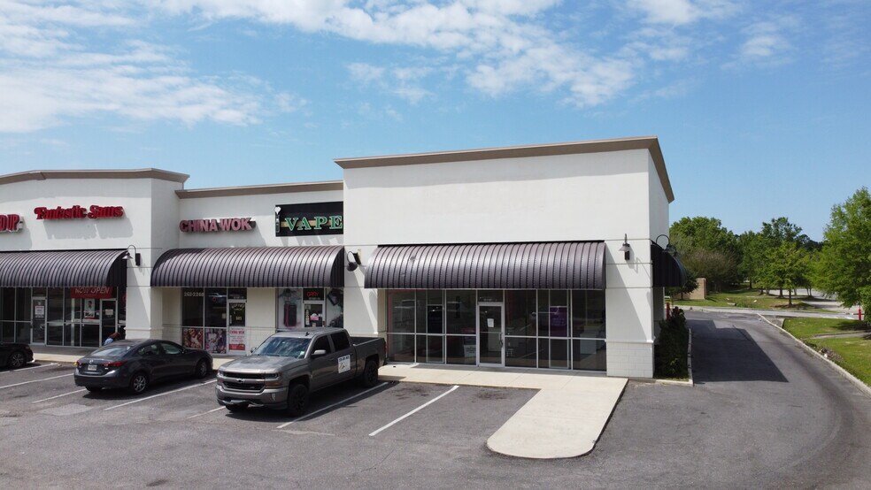 10218 Sullivan Rd, Baton Rouge, LA à louer - Photo du bâtiment - Image 2 de 10