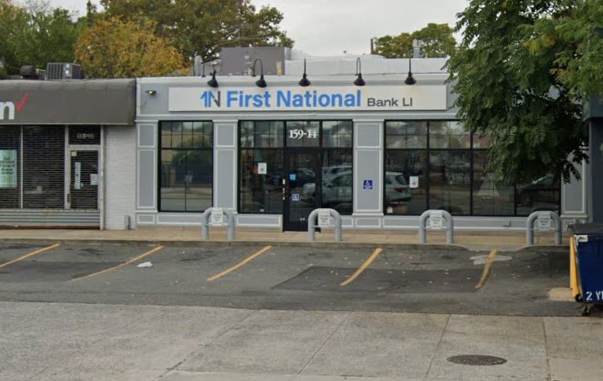 159-14 Cross Bay Blvd, Queens, NY for lease Primary Photo- Image 1 of 3