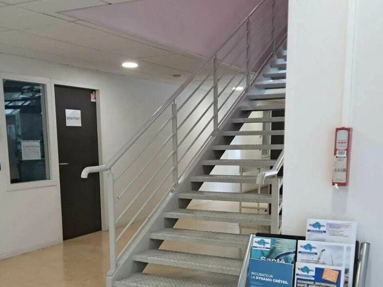 Bureau dans Créteil à louer - Photo intérieure - Image 3 de 3