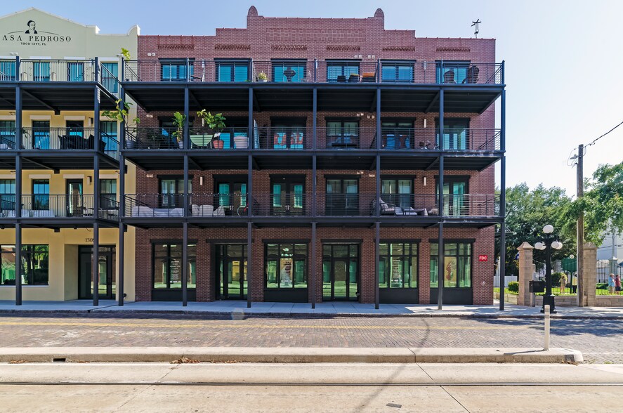 1311 E 8th Ave, Tampa, FL à louer - Photo du bâtiment - Image 1 de 13