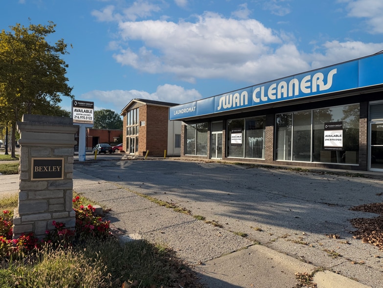 2774-2776 E Main St, Columbus, OH à louer - Photo du bâtiment - Image 2 de 8