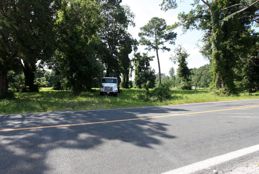 E Us-70 Hwy, New Bern, NC for sale - Building Photo - Image 2 of 2