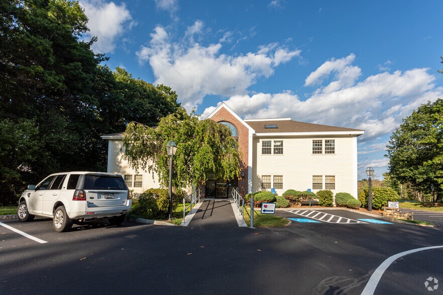 66 Tadmuck Rd, Westford, MA for lease - Building Photo - Image 2 of 5