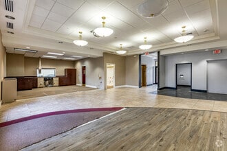 8200-8250 66th St N, Pinellas Park, FL for lease Interior Photo- Image 2 of 13