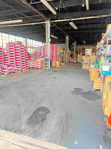 55-02 37th Ave, Woodside, NY for sale - Building Photo - Image 3 of 4