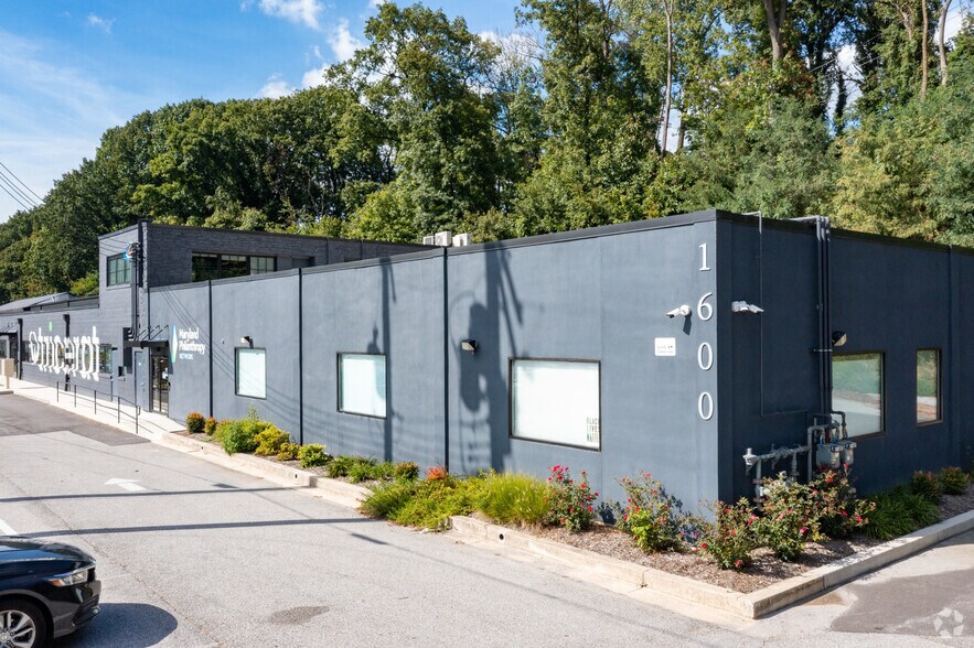 1600 W 41st St, Baltimore, MD à louer - Photo du bâtiment - Image 1 de 8