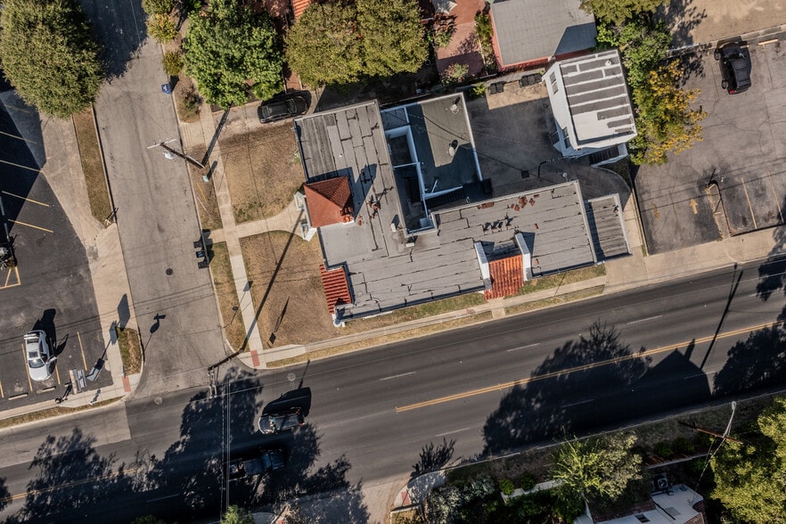 403 W Hollywood Ave, San Antonio, TX for sale - Building Photo - Image 3 of 42