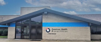 Plus de détails pour 665 Ohio Pike, Cincinnati, OH - Commerce de détail à vendre