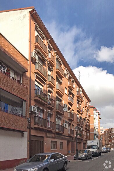 Calle Guadalajara, 13, Móstoles, Madrid à vendre - Photo du bâtiment - Image 2 de 2
