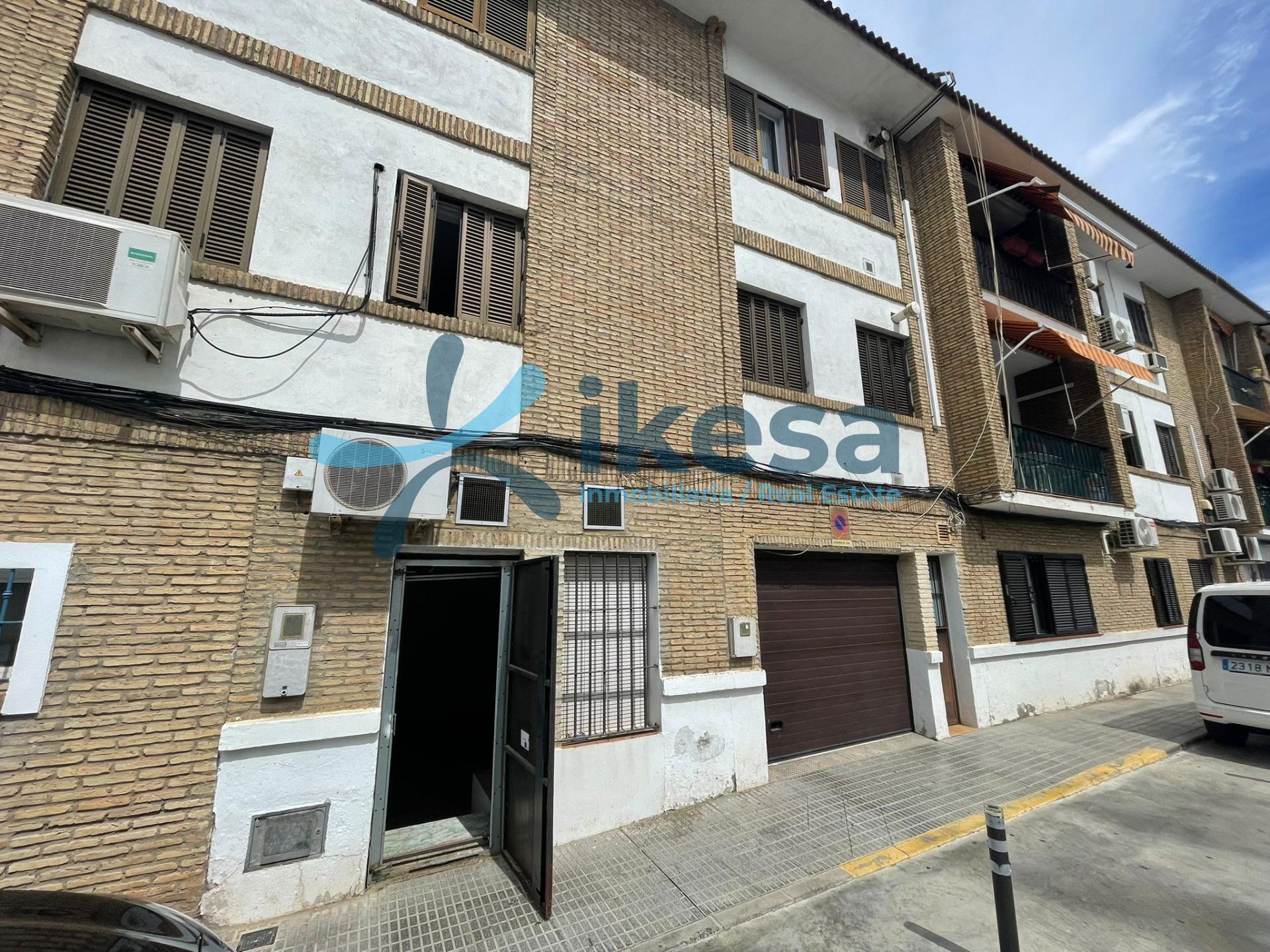 Retail in Castilleja de la Cuesta, Sevilla for sale Building Photo- Image 1 of 11