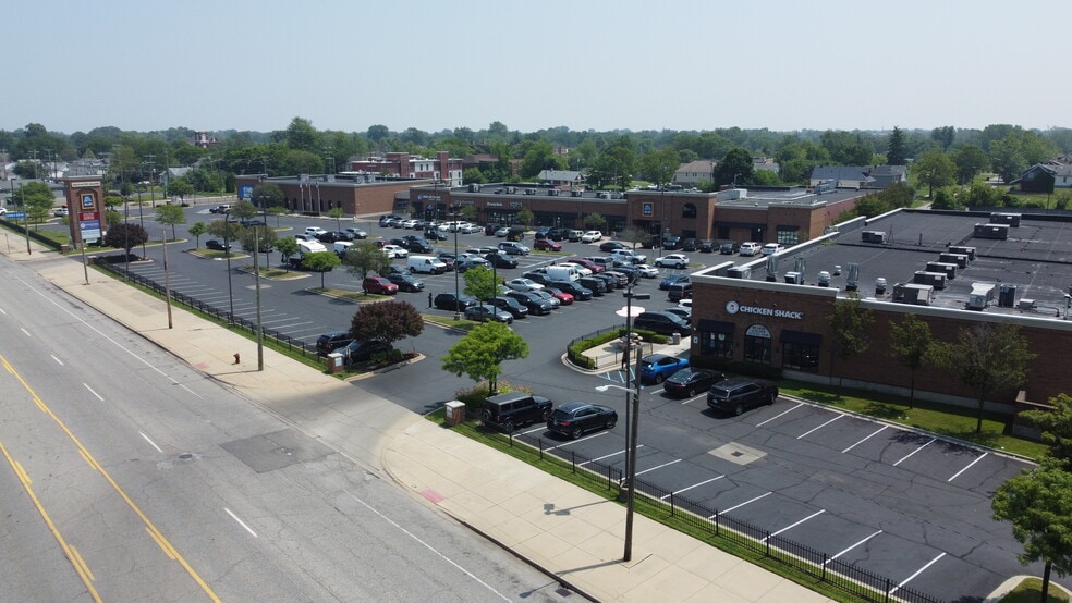 14632-14820 Mack Ave, Detroit, MI à louer - Photo du bâtiment - Image 2 de 9