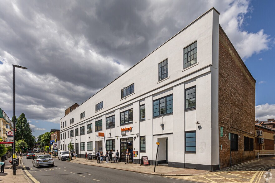 32-40 Gordon House Rd, Londres à louer - Photo du bâtiment - Image 2 de 18