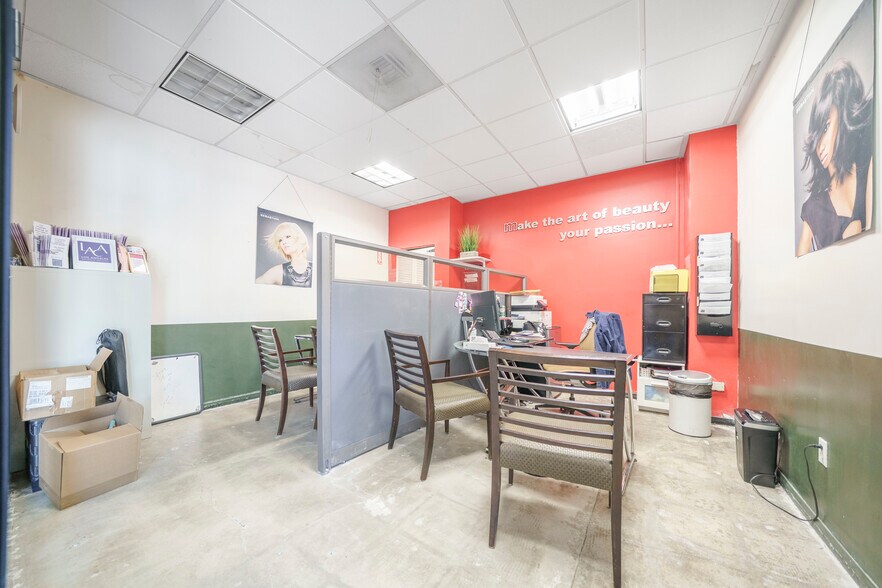 1517 S Western Ave, Los Angeles, CA à vendre - Photo du bâtiment - Image 3 de 61