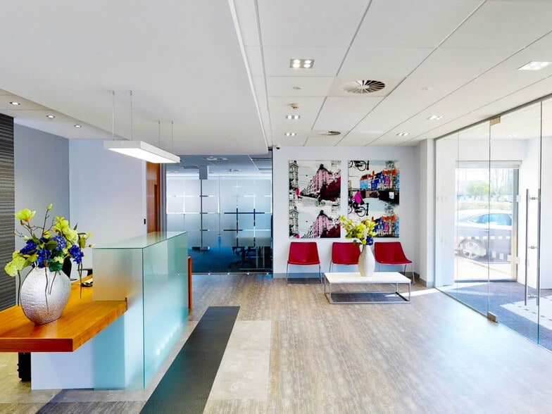 Priory Dr, Newport for lease - Lobby - Image 2 of 2