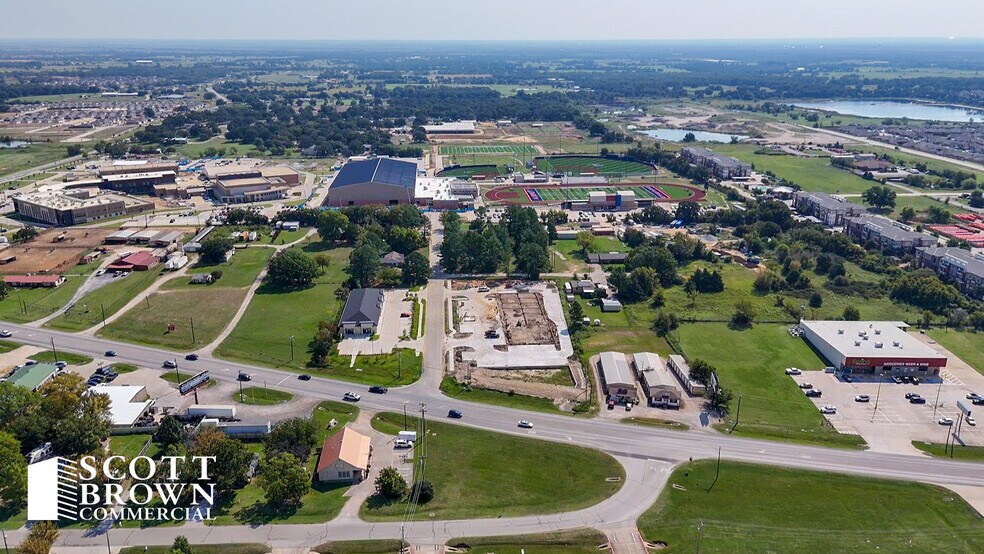 500 Pine Ridge Lane, Aubrey, TX à louer - Photo principale - Image 3 de 7