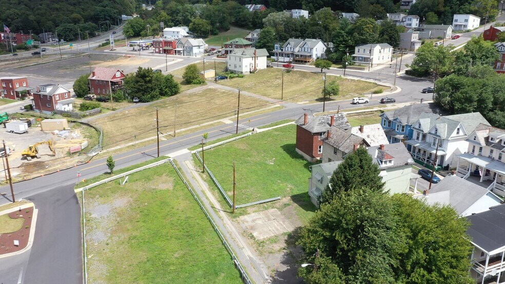 231 Williams St, Cumberland, MD à vendre - Photo du bâtiment - Image 2 de 11