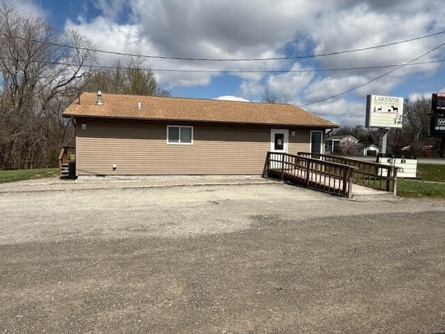 631 N Pershing St, Energy, IL à vendre - Photo du bâtiment - Image 3 de 25