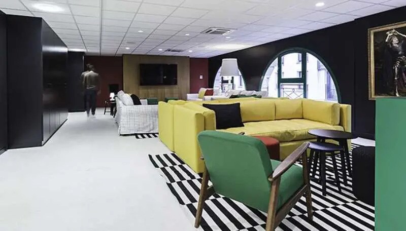 Bureau dans Paris à louer - Photo du bâtiment - Image 2 de 13