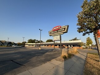 Plus de détails pour 500 W Main St, Anoka, MN - Bureau/Commerce de détail, Commerce de détail à louer