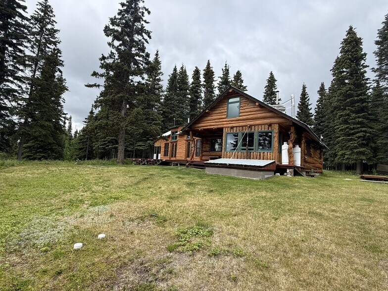 NHN (Nizina Road) McCarthy, Glennallen, AK à vendre - Photo du bâtiment - Image 2 de 85