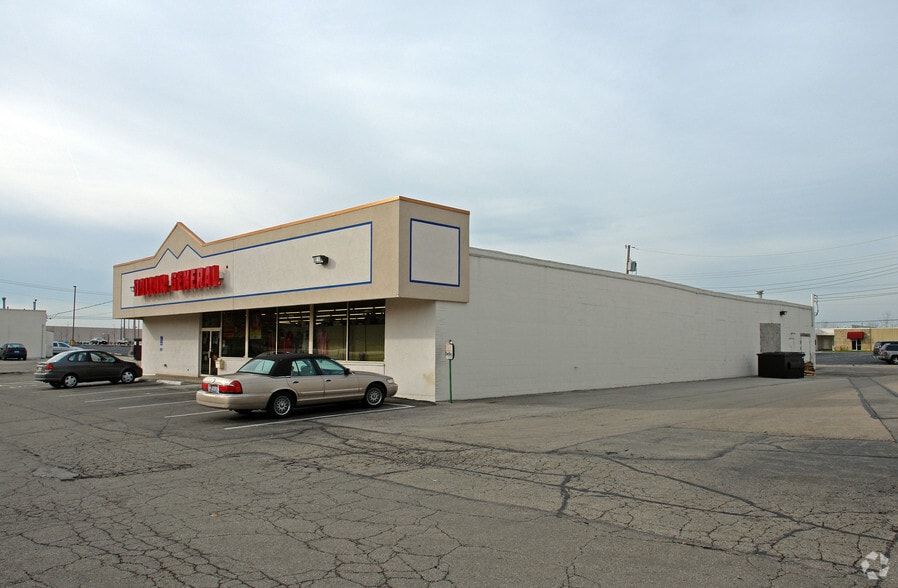 2701 S Dixie Hwy, Dayton, OH for sale - Building Photo - Image 2 of 4