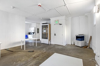 576 Sacramento St, San Francisco, CA à louer Photo intérieure- Image 2 de 8