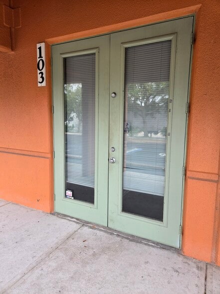 413 NE Van Loon Ln, Cape Coral, FL for lease - Building Photo - Image 2 of 8