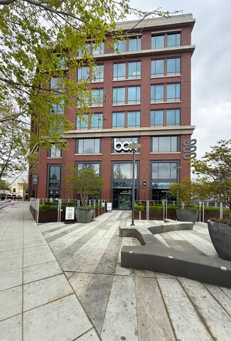 More details for 900 Middlefield Ave, Redwood City, CA - Retail for Lease