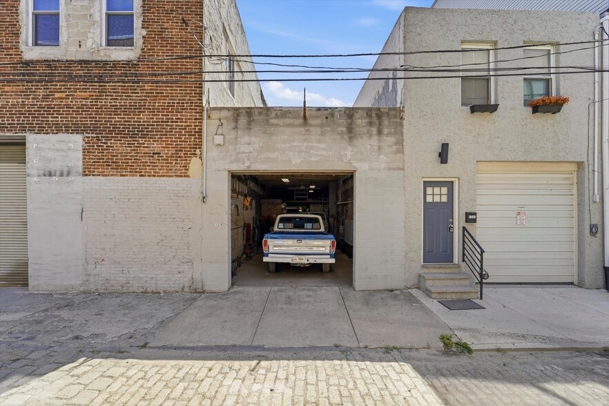 1328 S 20th St, Philadelphia, PA à vendre - Photo du bâtiment - Image 2 de 28