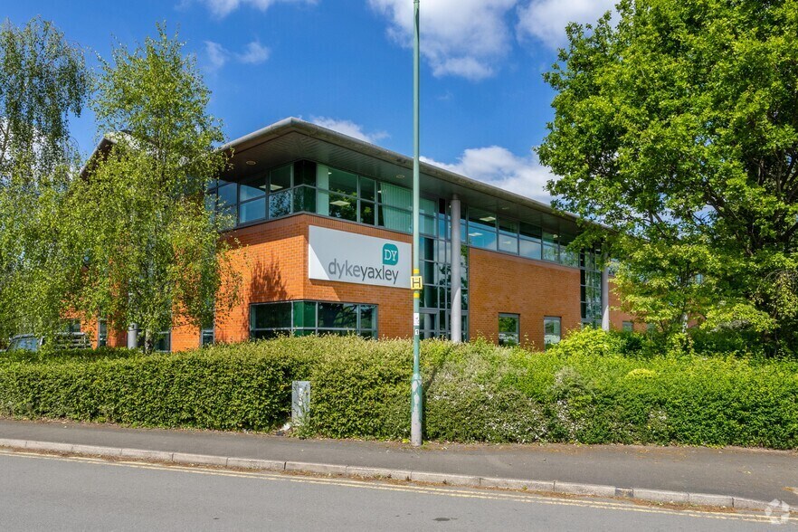 Brassey Rd, Shrewsbury à louer - Photo du bâtiment - Image 2 de 2