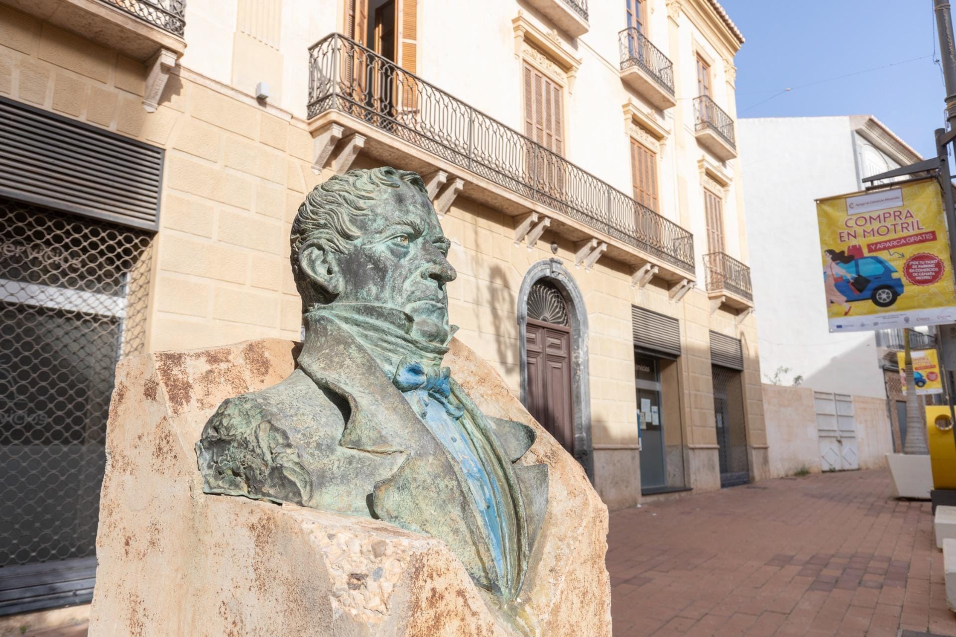Plaza Javier de Burgos, 4, Motril, Granada à vendre Photo principale- Image 1 de 20