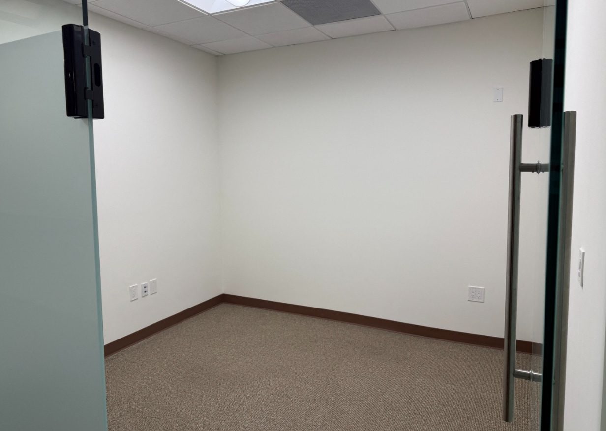 9777 Wilshire Blvd, Beverly Hills, CA for lease Interior Photo- Image 1 of 1