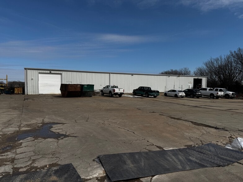 7801 N Harrison Ave, Shawnee, OK for lease - Building Photo - Image 2 of 12