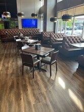 1671 Hoffman Rd, Green Bay, WI for lease Interior Photo- Image 2 of 7