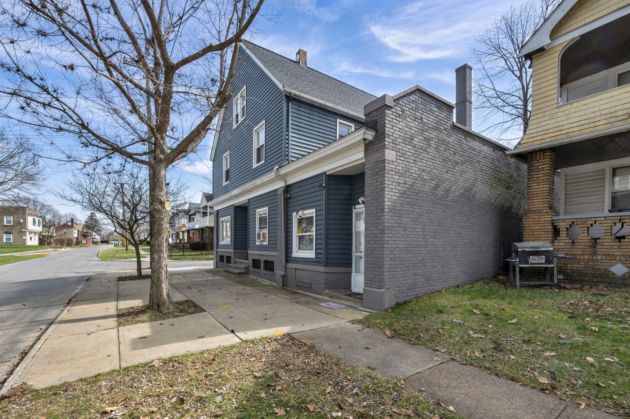 16226 Arcade Ave, Cleveland, OH for sale Primary Photo- Image 1 of 54