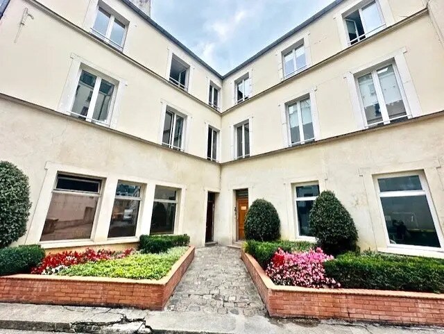 2 Rue De La Roquette, Paris à louer - Photo du bâtiment - Image 1 de 49