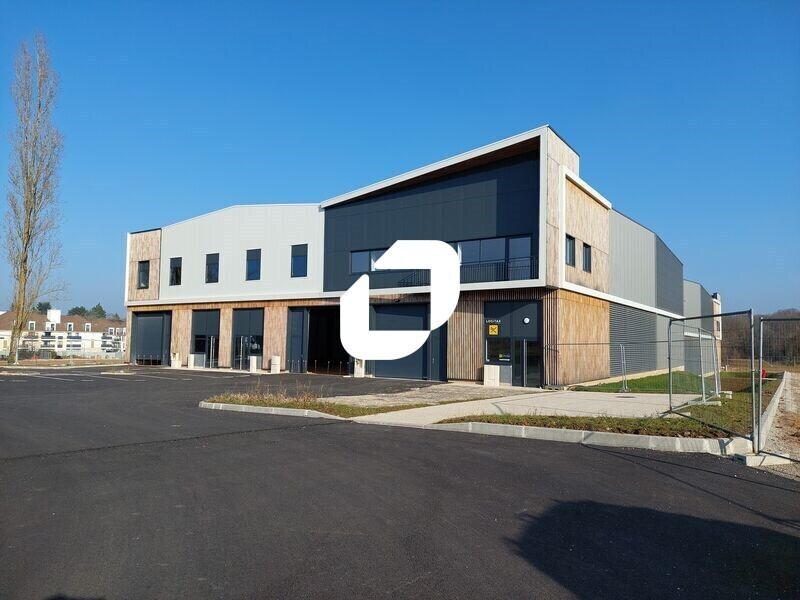 51 Rue Pierre Curie, Plaisir for sale Building Photo- Image 1 of 10