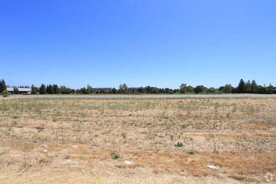 1600 Northpoint Pky, Santa Rosa, CA à vendre - Photo du bâtiment - Image 3 de 3